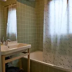 Entiry Apartment, Private In Διαμέρισμα Παρίσι