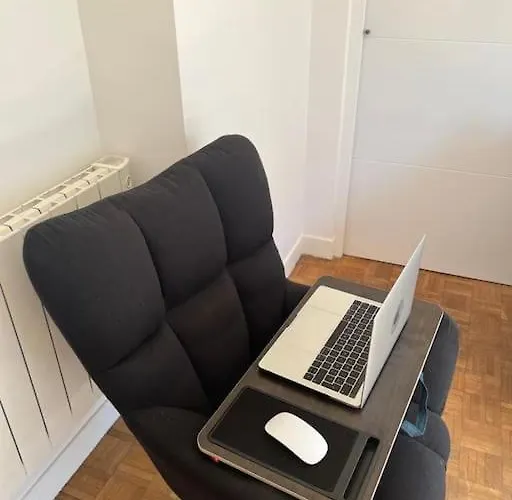 Apartmán Entiry Apartment, Private In