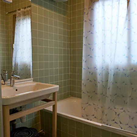 Entiry Apartment, Private In Apartamento París