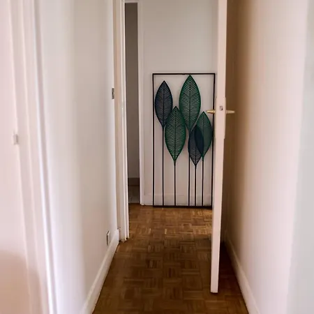 Apartment Entiry Apartment, Private In Paris